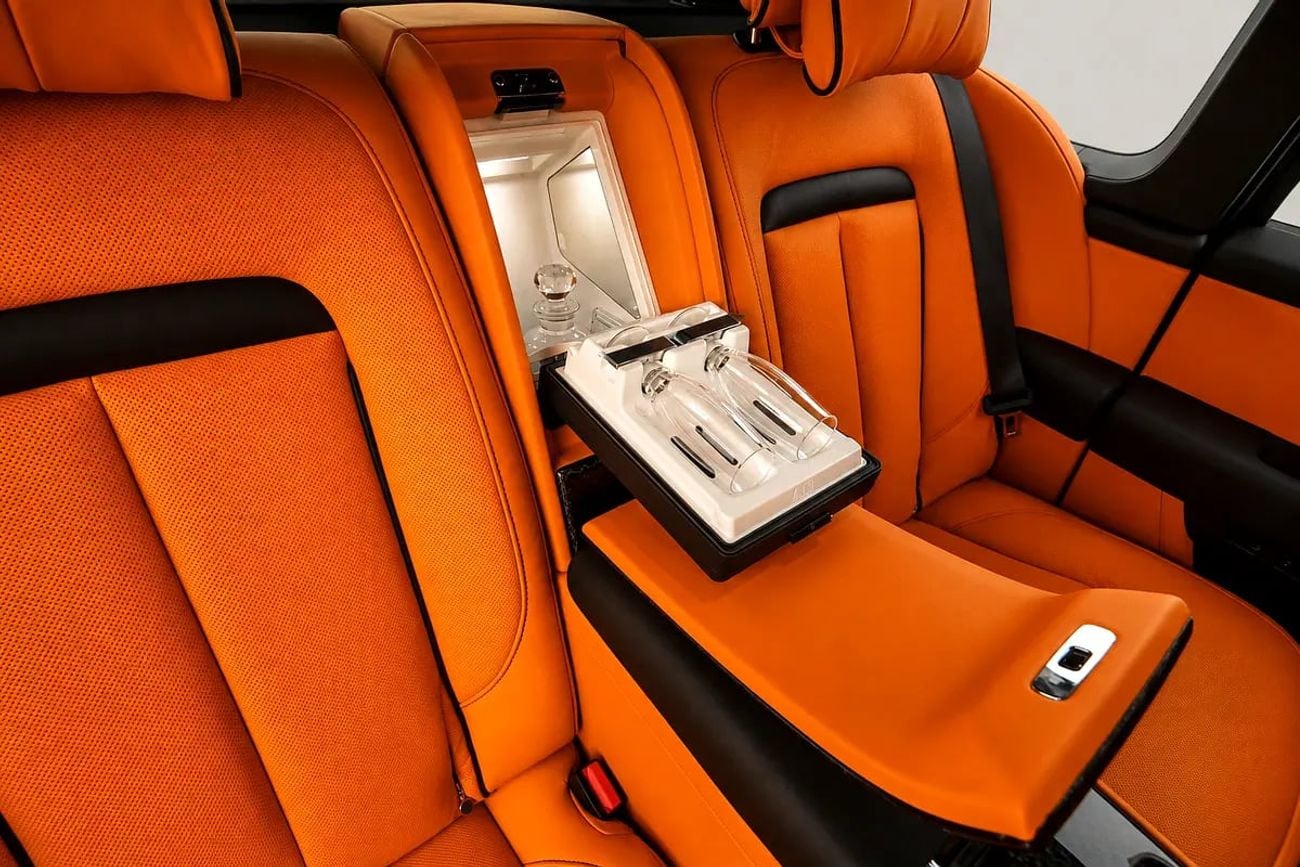 Rolls Royce Cullinan BLACK BADGE FACELITED / NO PAINT / NO ACCIDENTS