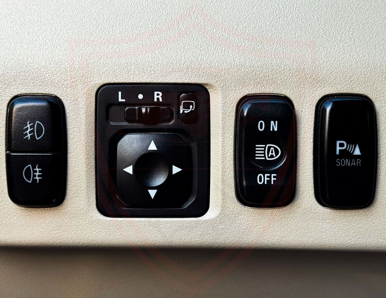 ميتسوبيشي باجيرو ميتسوبيشي باجيرو | V6 | 2022 | خليجي | خالية من الحوادث | بحالة ممتازة | 11:45 شهرياً