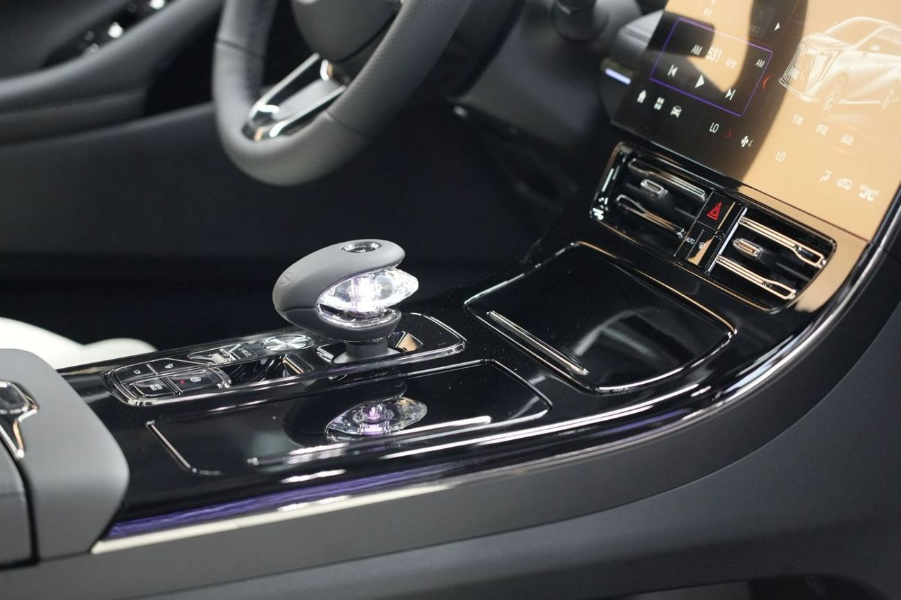 GAC M8 GAC M8 GX Master | 2026 GCC 0km | 5 Years Agency Warranty