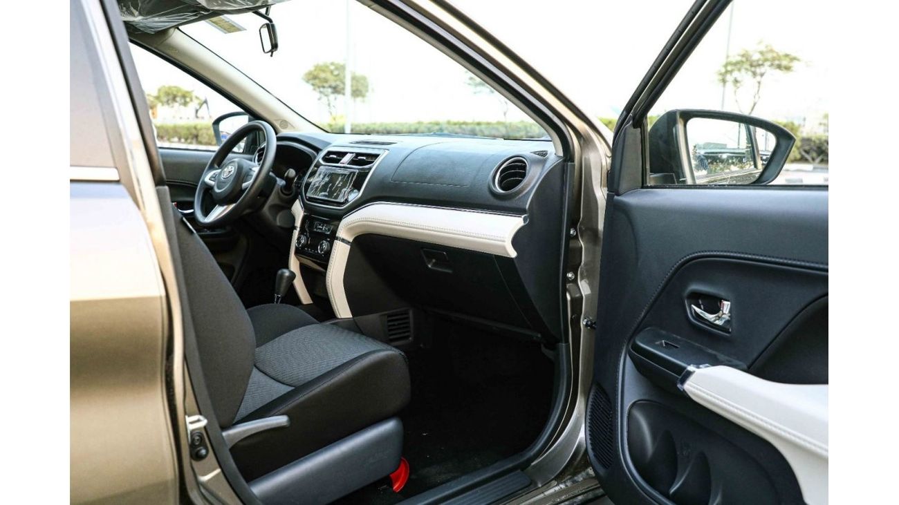 تويوتا راش تويوتا رش 1.5P 2023 - برونزي معدني من الداخل أسود