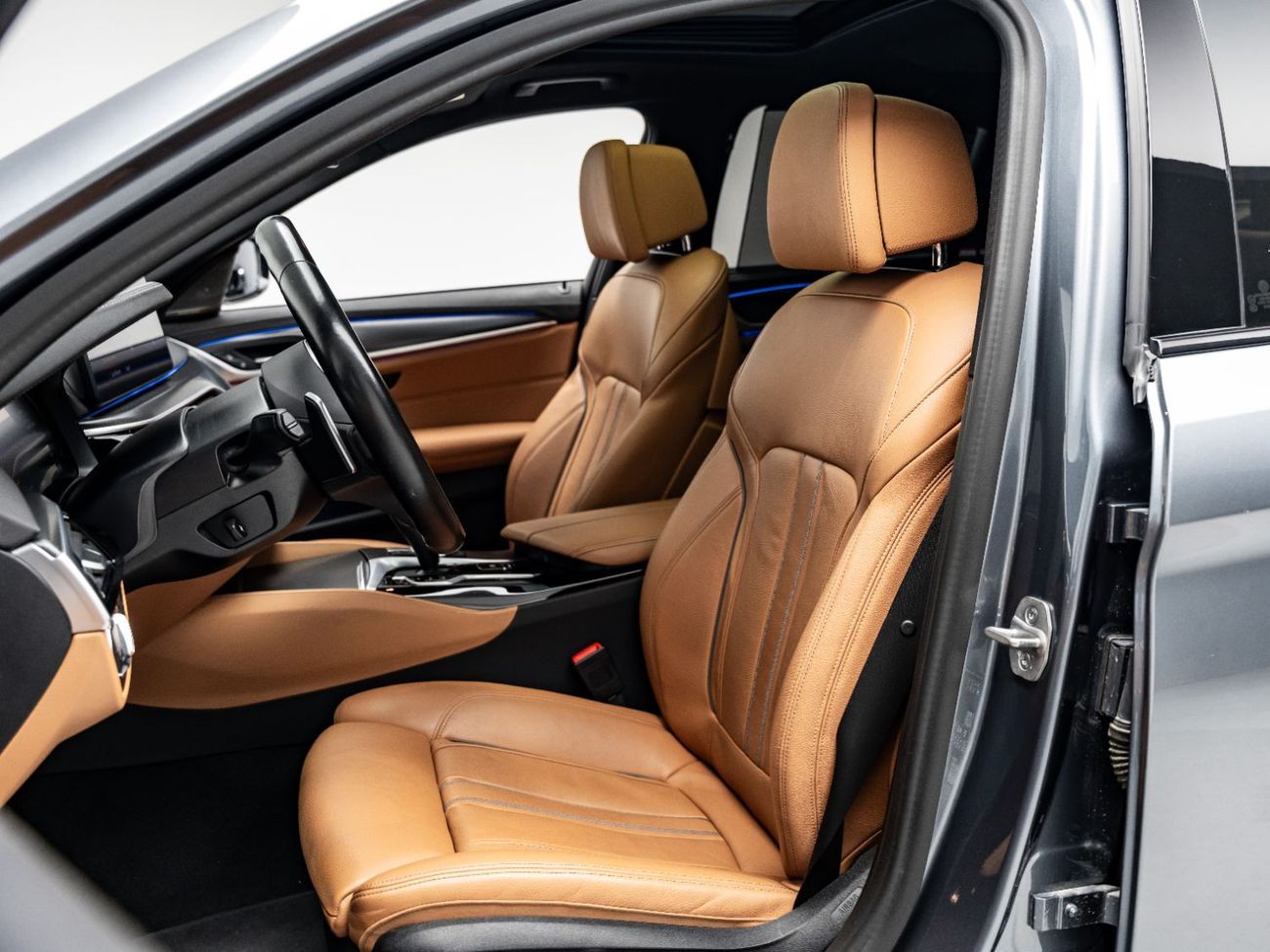 بي أم دبليو 540i 2023 BMW 540i, 2028 BMW Warranty + Service Contract, Low KMs, GCC