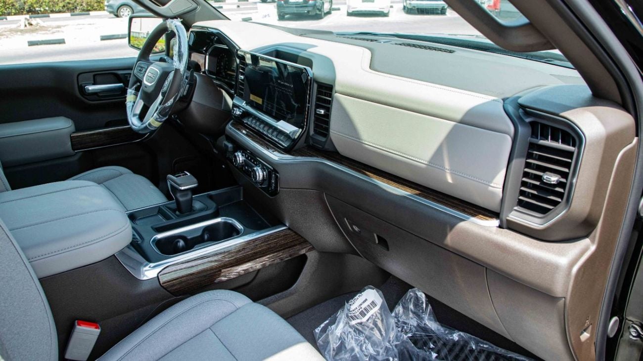 جي أم سي سييرا 1500 CREWCAB ELEVATION | 2026 | GCC | For Local Registration +10%