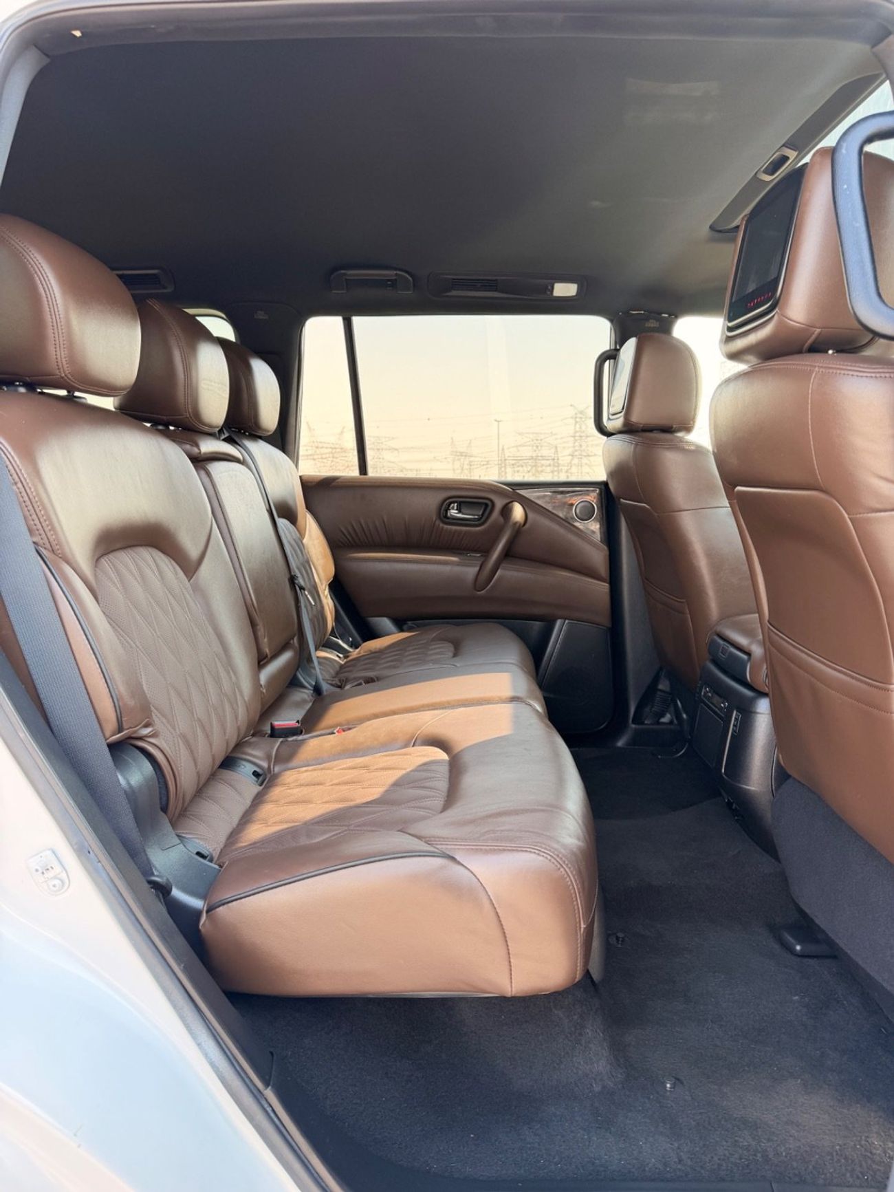 Nissan Armada Platinum 5.6L  | sunroof, 360 camera, VIP seats full option