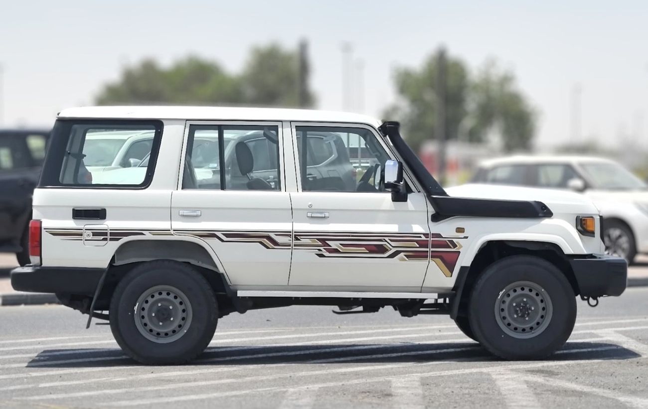 تويوتا لاند كروزر 70 Std 4.5L 4WD