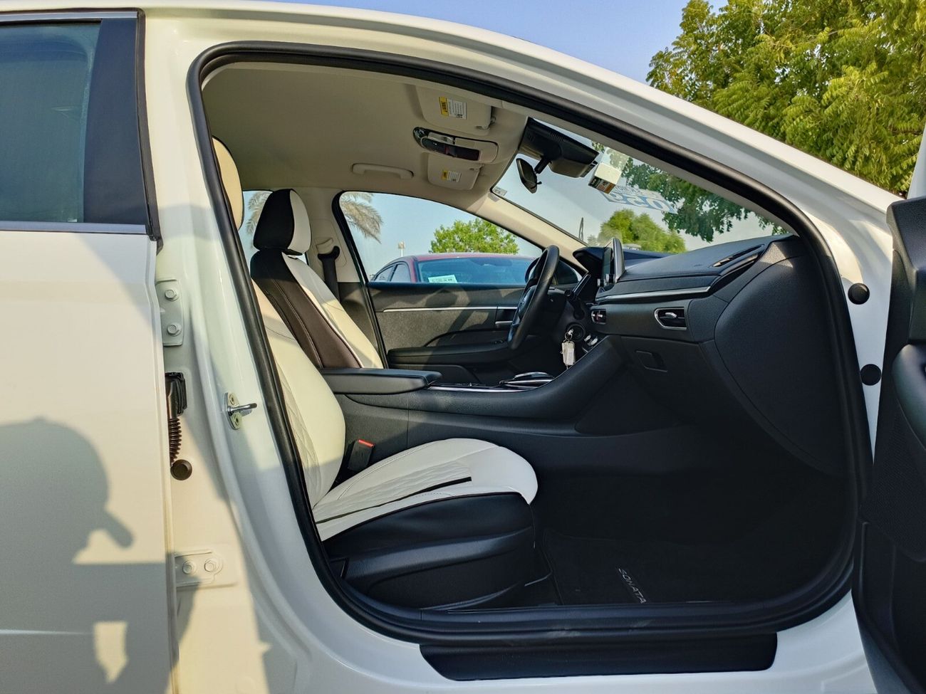 Hyundai Sonata MID OPT/ LOT#49801