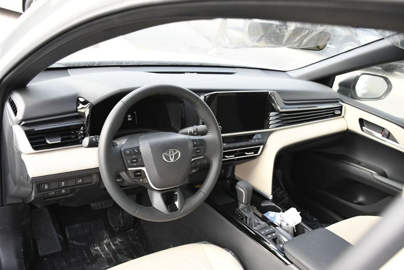 تويوتا كامري LE 2.5L HVE ( Black also available )