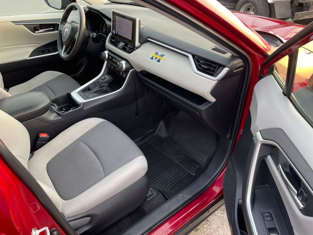 Toyota RAV4 2023 Toyota RAV4 XLE Premium+ 2.5L – Full Option, 4x4 AWD