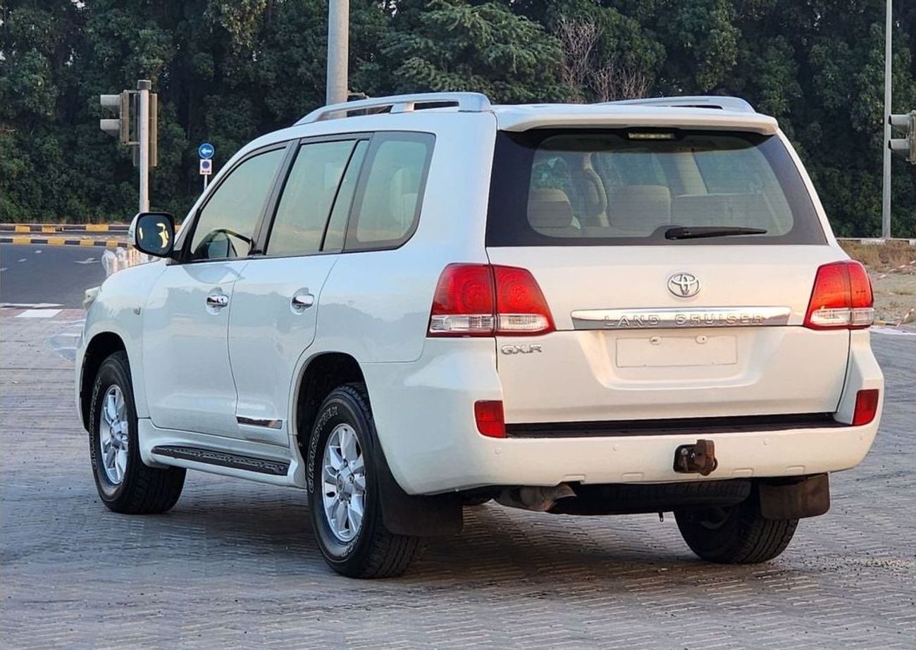 Toyota Land Cruiser GX.R V6