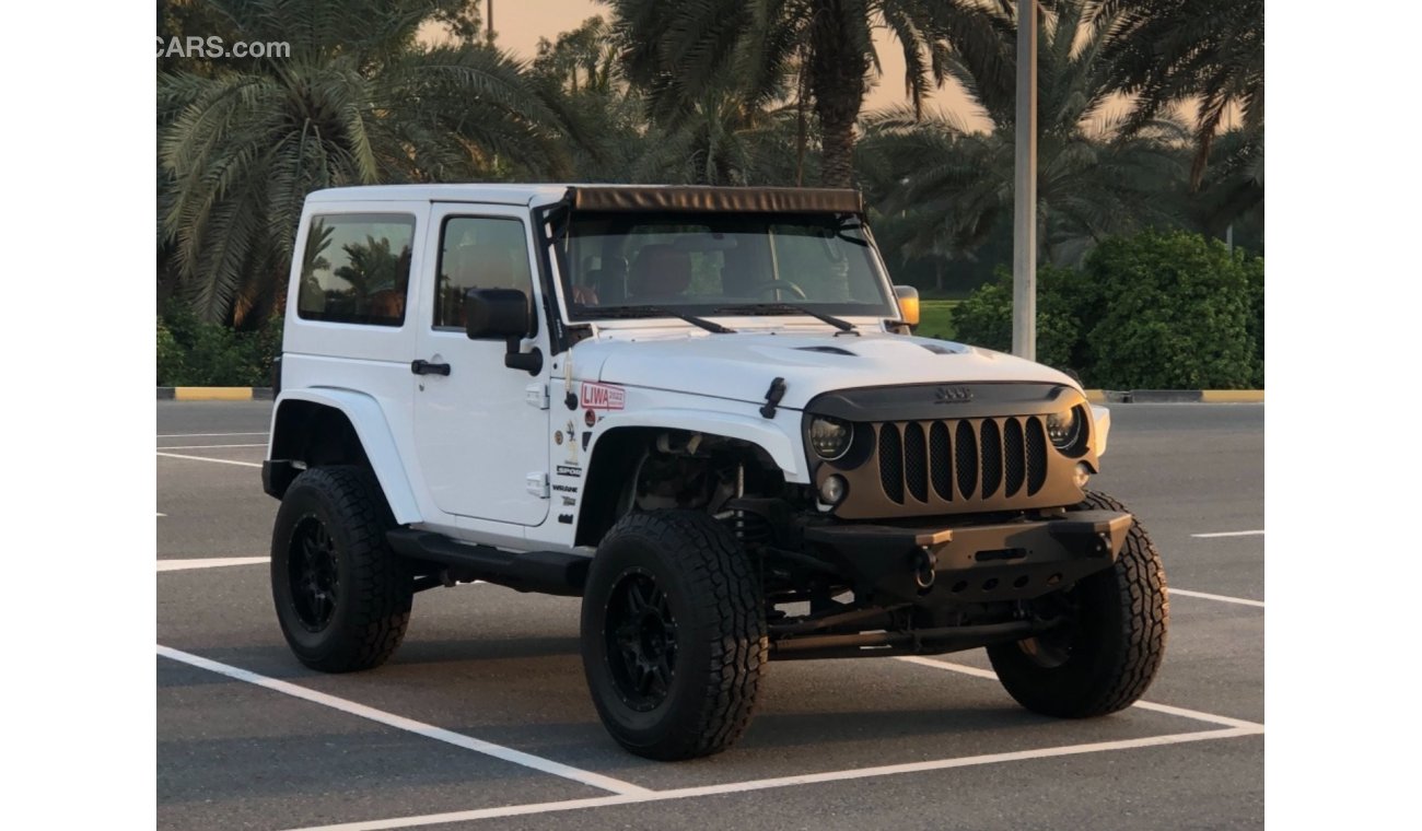 Jeep Wrangler Sport MODEL 2016  original paint GCC car perfect condition inside and outside full option one  owner
