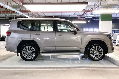 Toyota Land Cruiser GXR | Guaranteed Warranty | 0 Down Payment