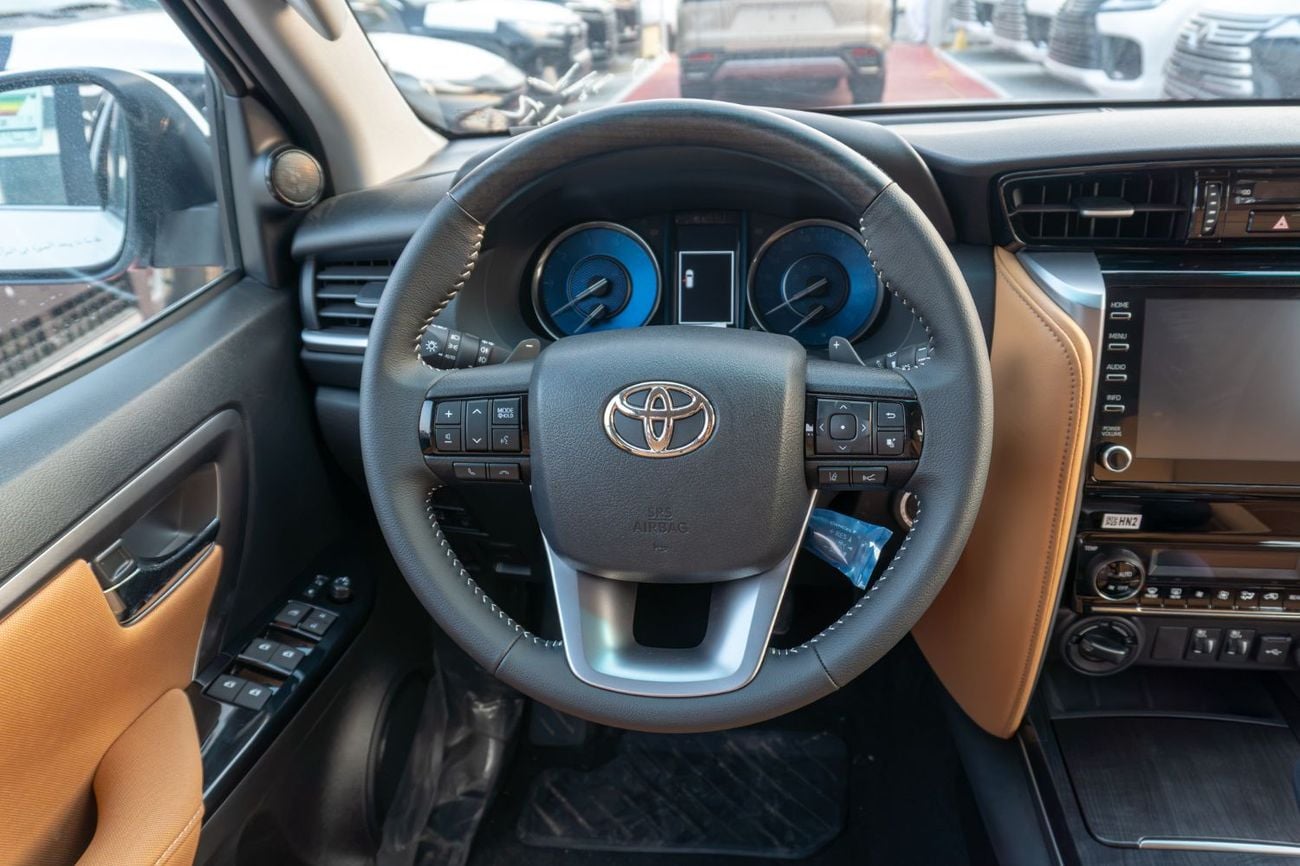 Toyota Fortuner SR5