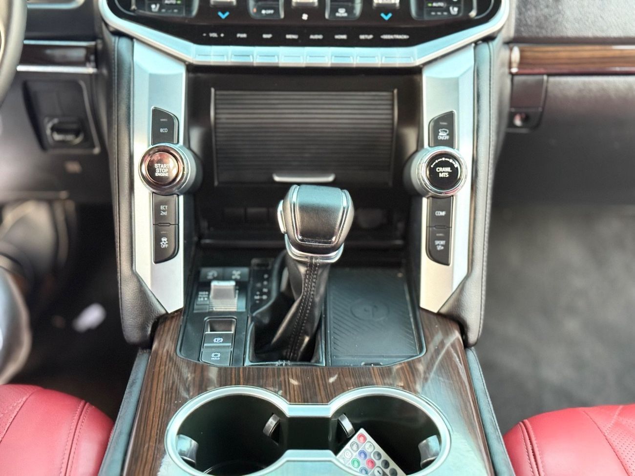 تويوتا لاند كروزر VXR 4.6L 4WD