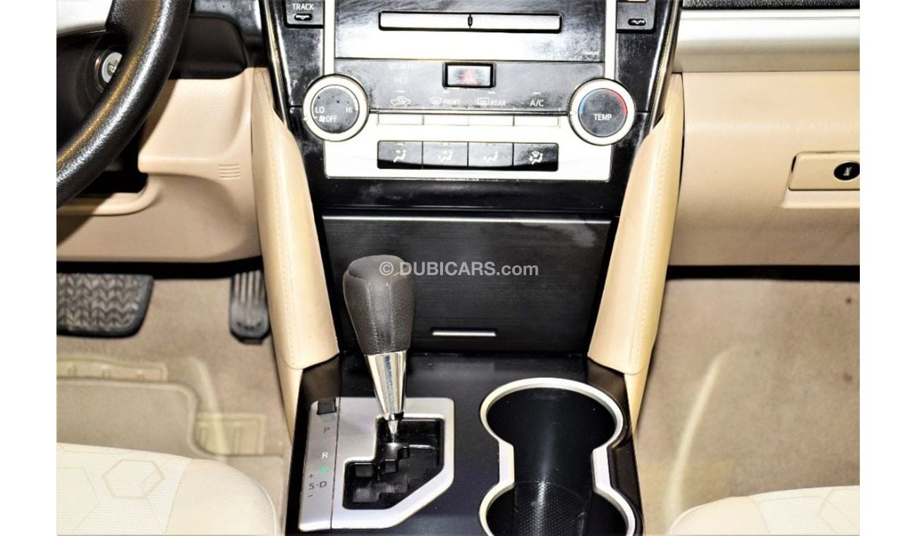 تويوتا كامري S 2013 Model!! in Gold Color! GCC Specs