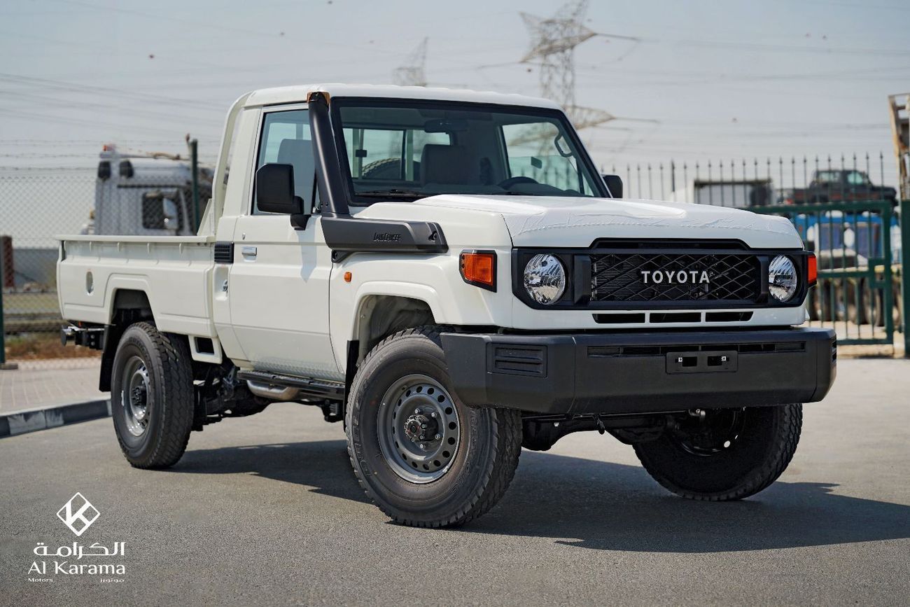 Toyota Land Cruiser Pick Up 2.8L | 4x4 Manual | 40th Anniversary Edition | Single Cabin | GCC Specs
