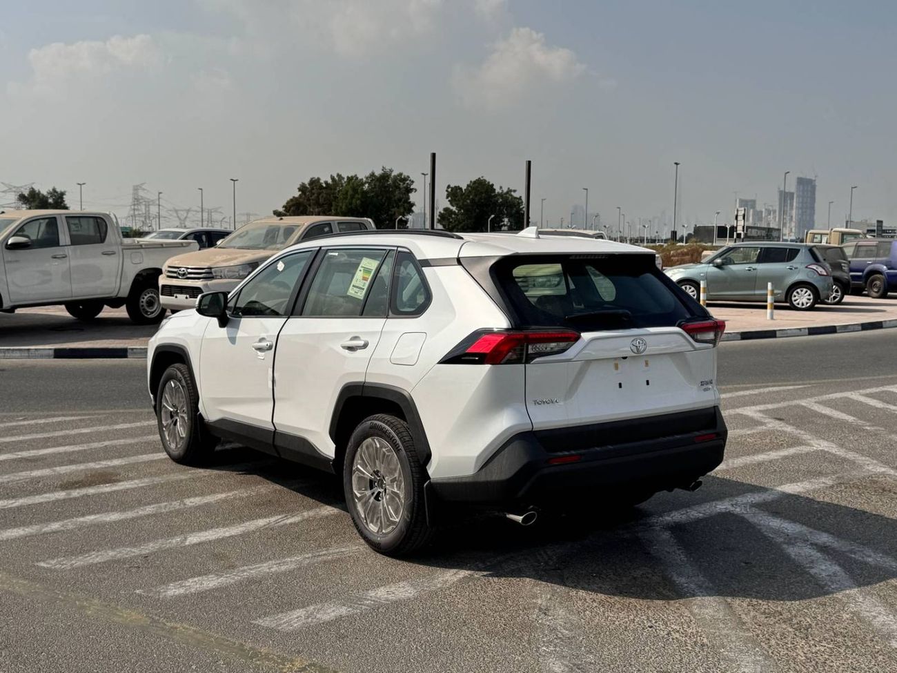 تويوتا راف ٤ 2025 TOYOTA RAV4 XLE-G 2.5L GCC BRAND NEW 0KM