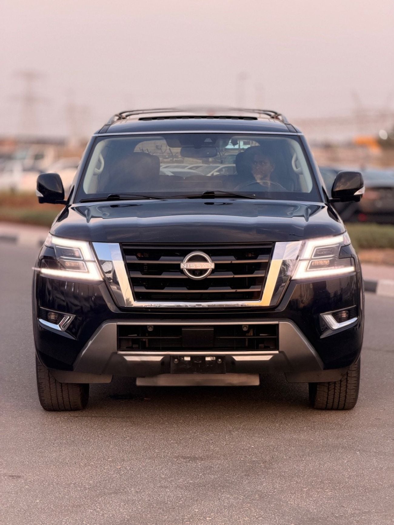 Nissan Armada SL full option Sunroof, 360 cameras 2022
