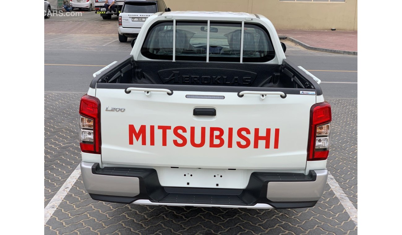 Mitsubishi L200 MODEL 2022 FOR EXPORT 4*2 POWER WINDOW