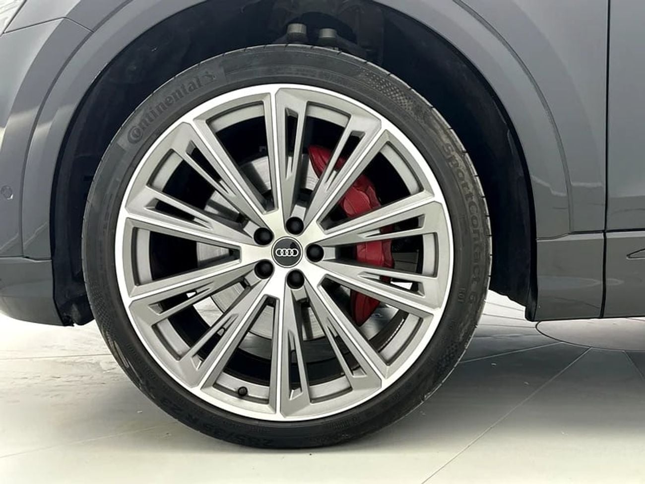 Audi SQ8 TFSI quattro 507hp (Ref# 033063)