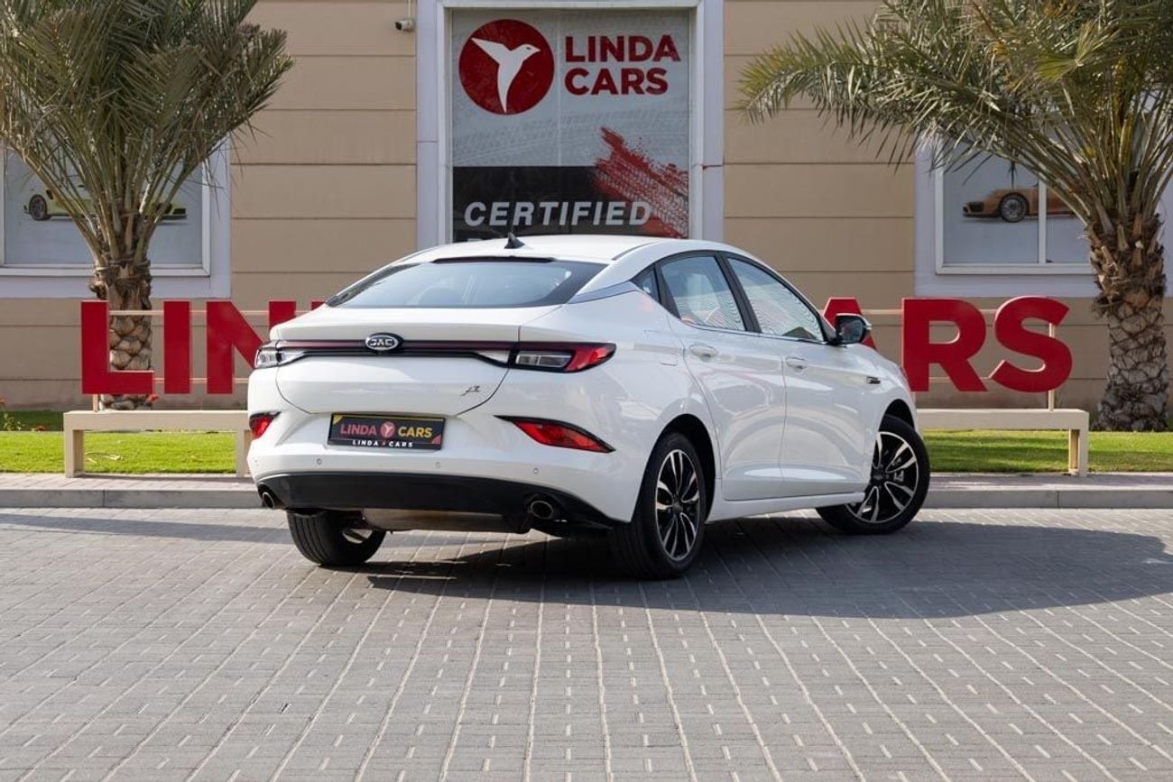 JAC J7 JAC J7 2023 GCC under Warranty with Flexible Down-Payment.