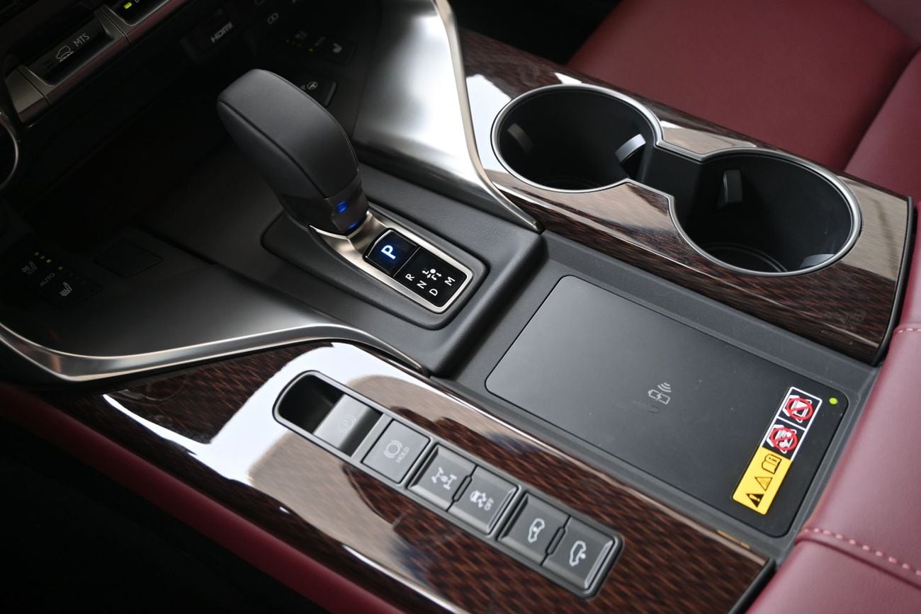 Lexus LX700h SIGNATURE 3.5L Twin-Turbo + Hybrid V6, Model 2026, Color Sonic