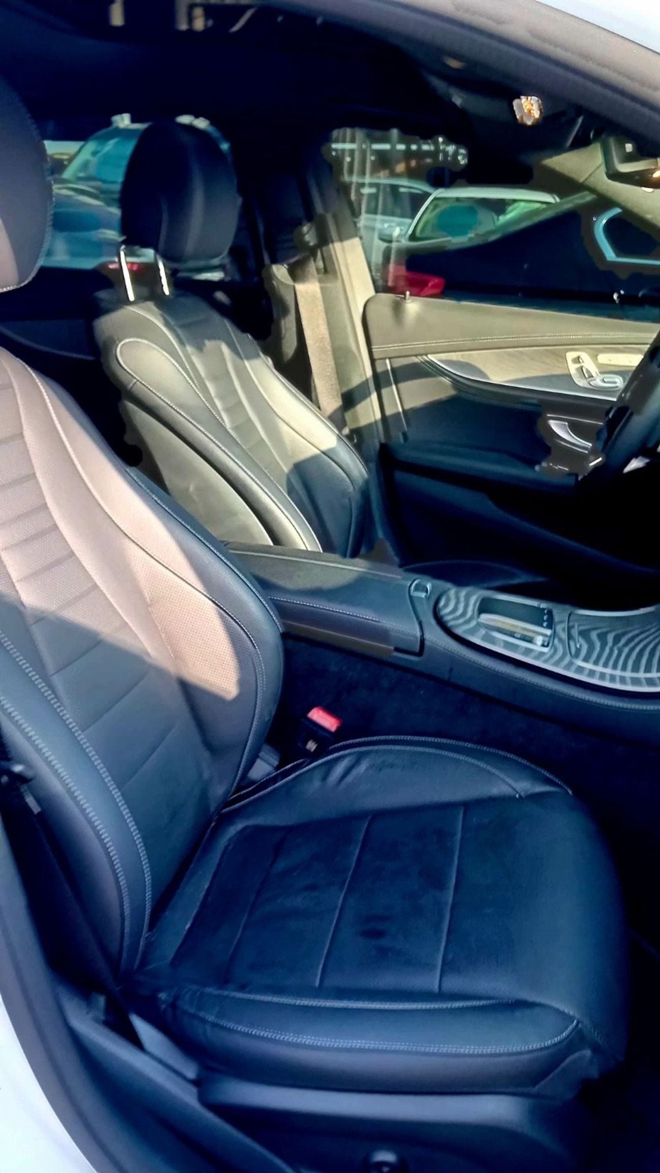 مرسيدس بنز E 350 4MATIC (NON GCC) مرسيدس E350