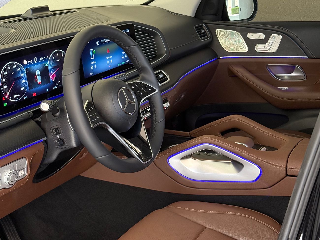 مرسيدس بنز GLE 350 Mercedes-Benz GLE350 (4 Matic)