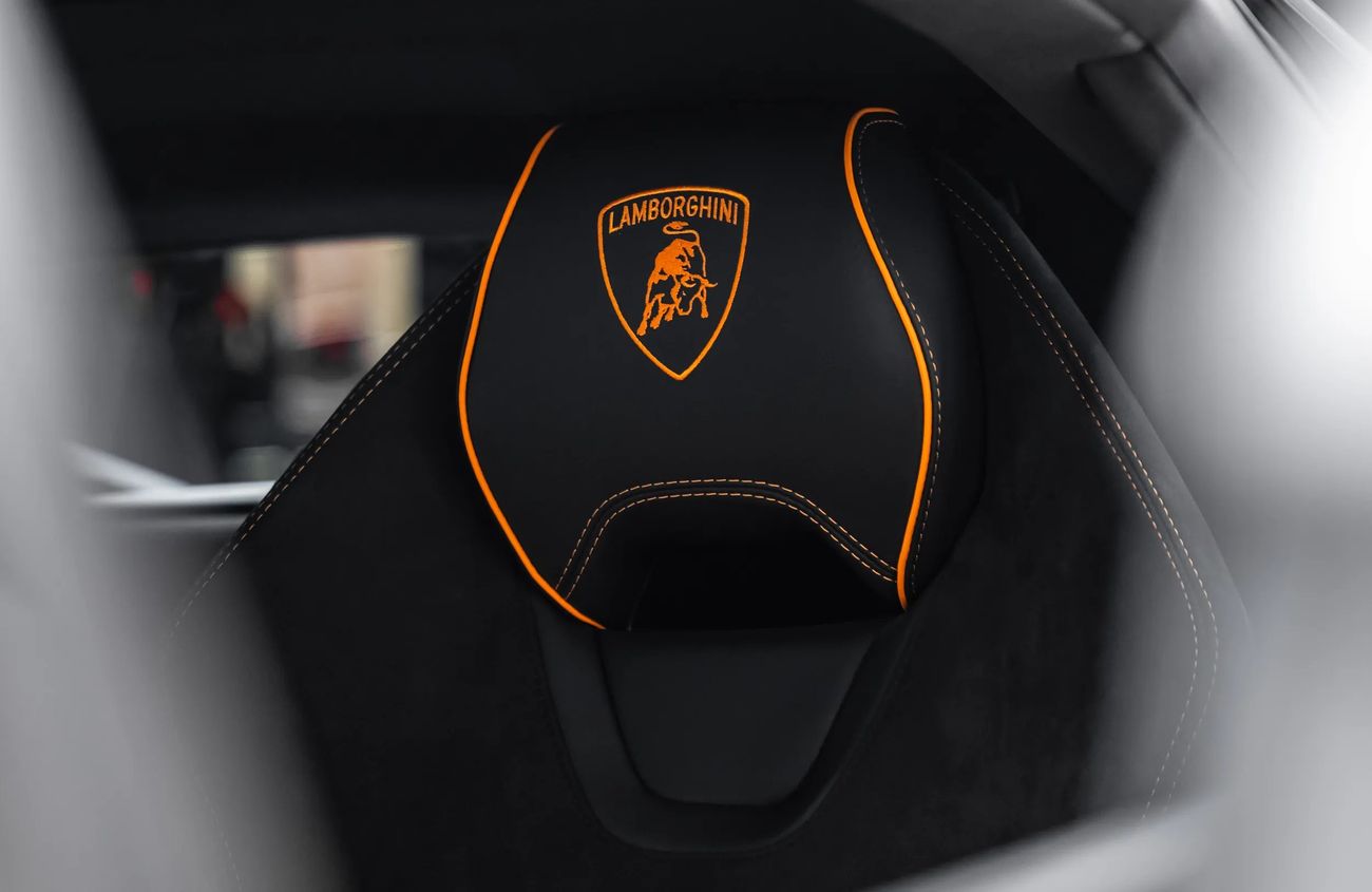 Lamborghini Huracan 5.2L V10 Naturally Aspirated Engine