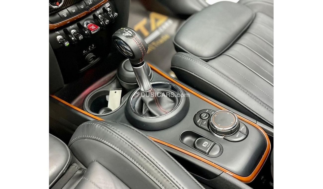 Mini John Cooper Works Countryman 2018 MINI Contryman JCW, Full Service History, Warranty, Service Contract, GCC.