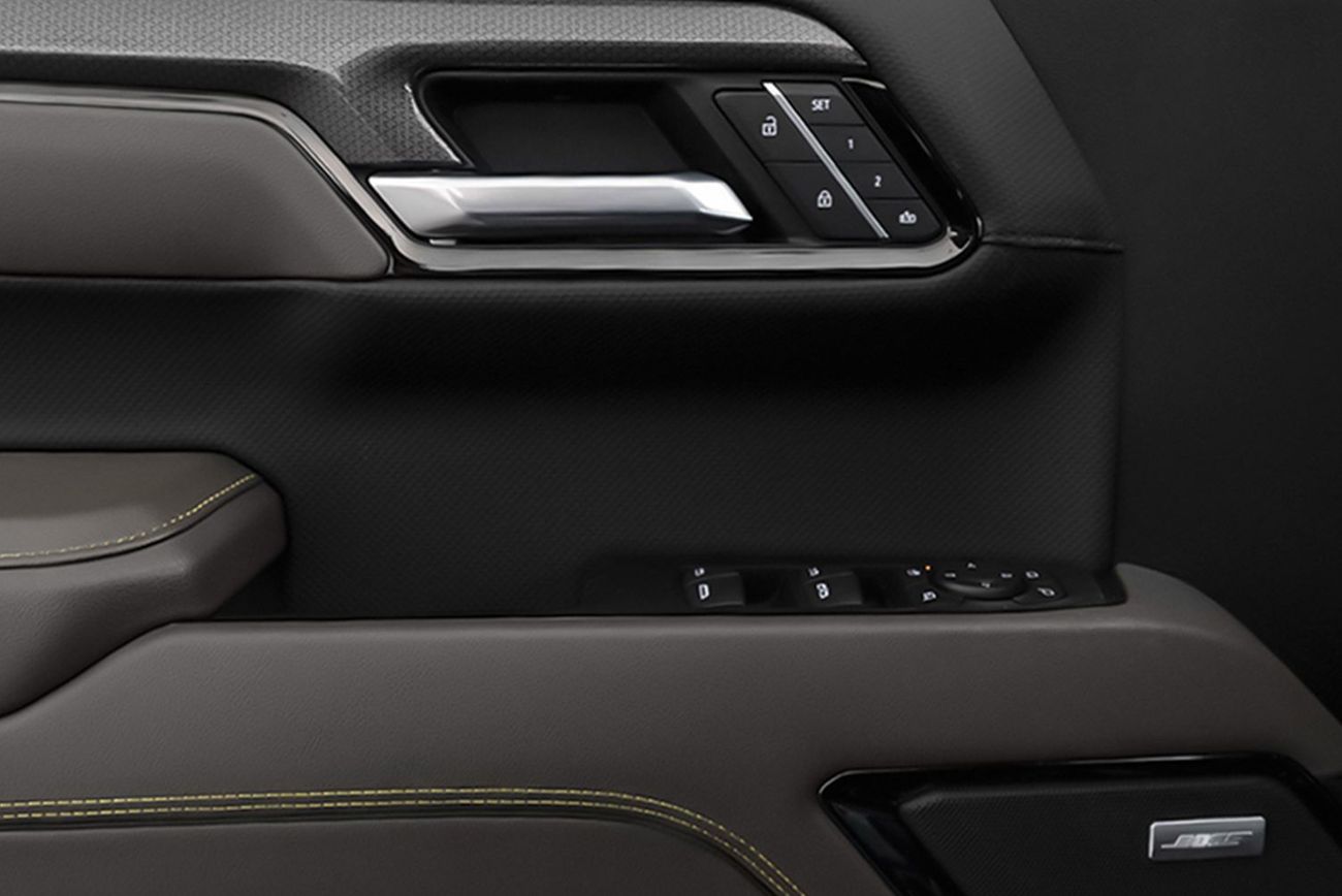 شيفروليه سيلفارادو ZR2 6.2