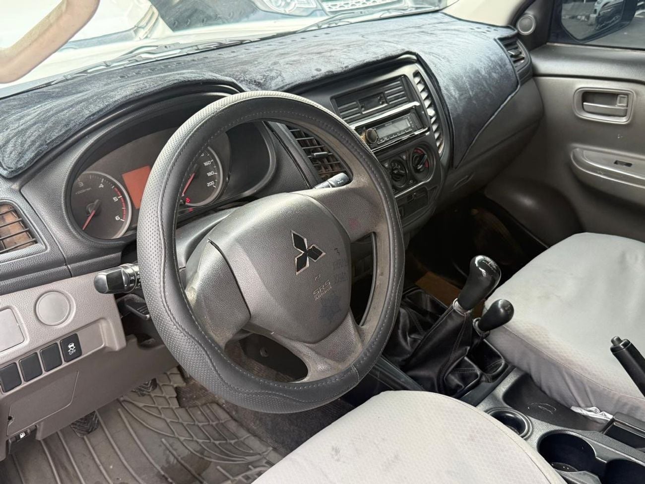 ميتسوبيشي L200 GL 2.5L Double Cab Utility 4WD