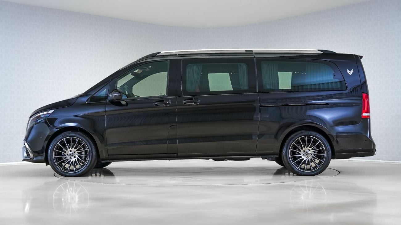 Mercedes Benz V 250 UAE's Very Best Example | AED 3,825 Per Month