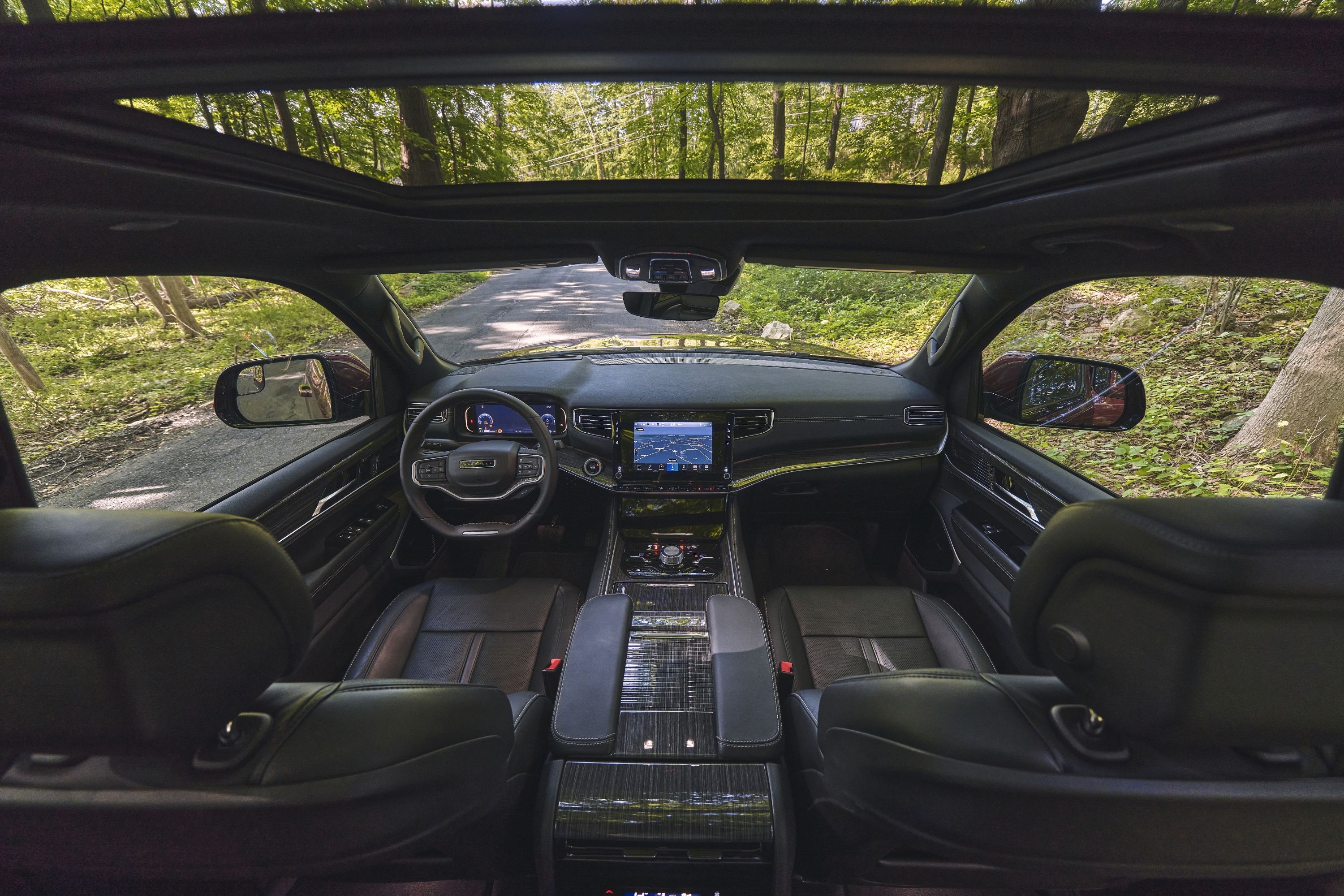 Jeep Grand Wagoneer interior - Cabin