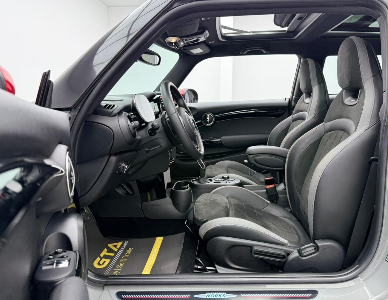 Mini John Cooper Works 2022 Mini Cooper JCW, 2027 MINI Warranty + Service Pack, Full MINI Service History, GCC