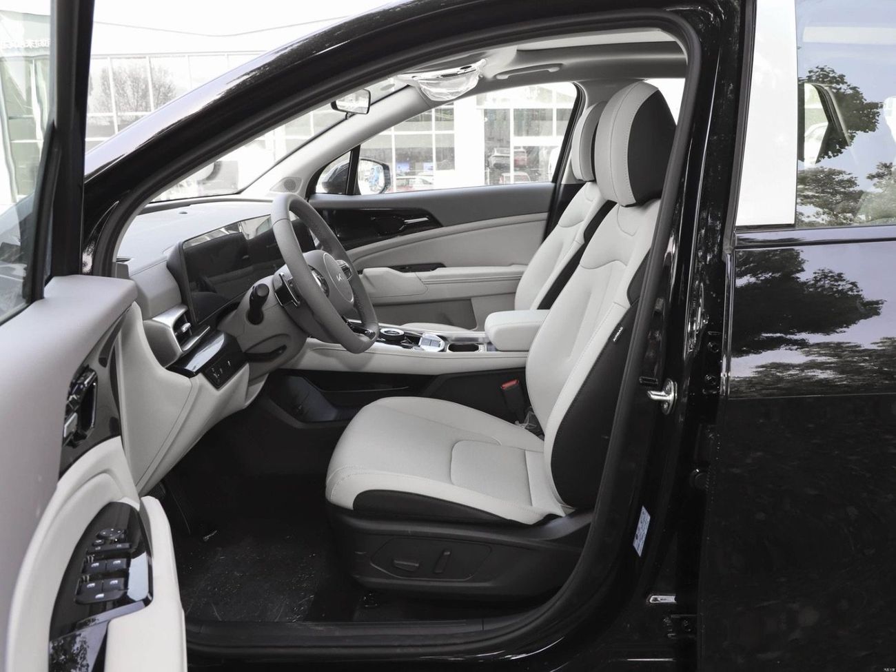 Kia Sportage 2025 KIA SPORTAGE 1.5L PREMIUM FULL OPTION WITH RADAR,WIRELESS CHARGER,POWER TRUNK,ELECTRIC SEAT,360