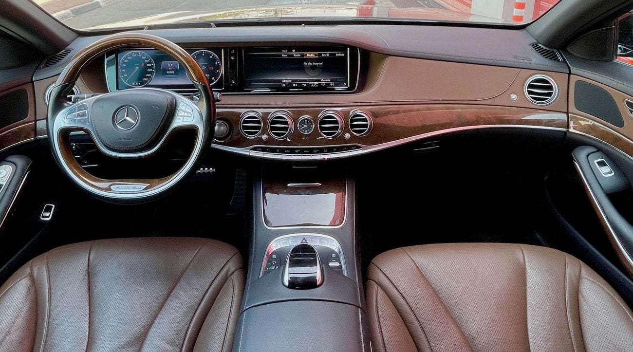 Mercedes Benz S400 STANDARD GCC EMC