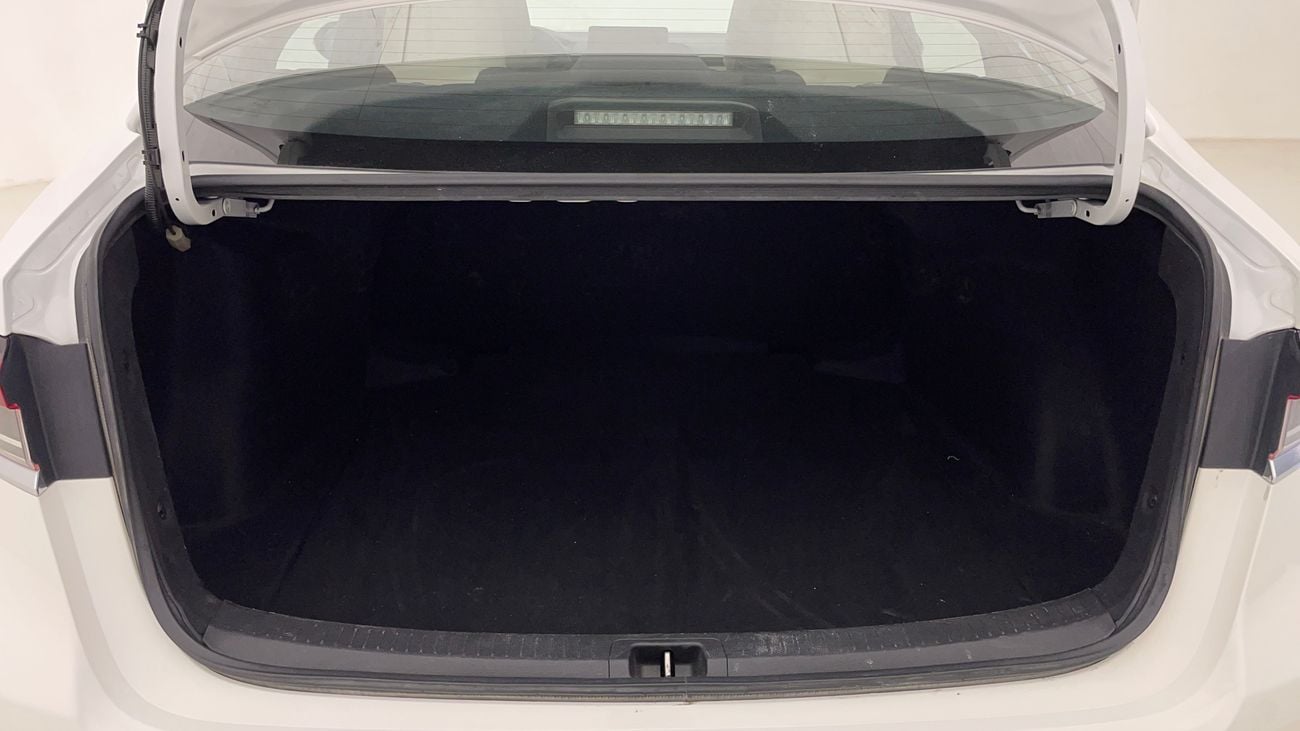 تويوتا كورولا XLI 1.6 | بدون دفعة مقدمة | اختبار القيادة في المنزل