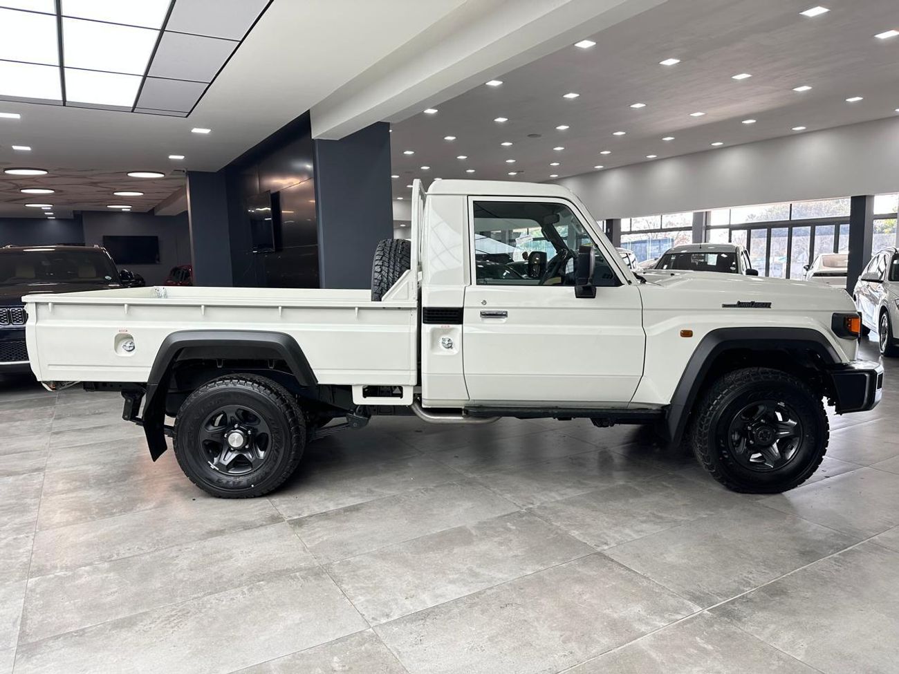 تويوتا لاند كروزر بيك آب Landcruiser pickup single cabin RHD diesel engine 2.8L manual gear 2025