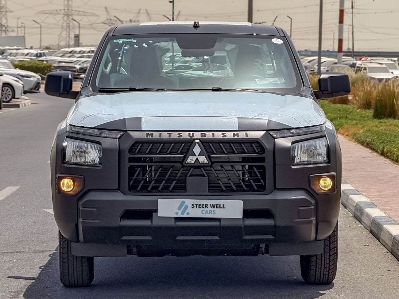 ميتسوبيشي L200 2027 GL | Mid-Line 2.4L Petrol 4x4 MT | DC Pickup | Brand New | EXPORT