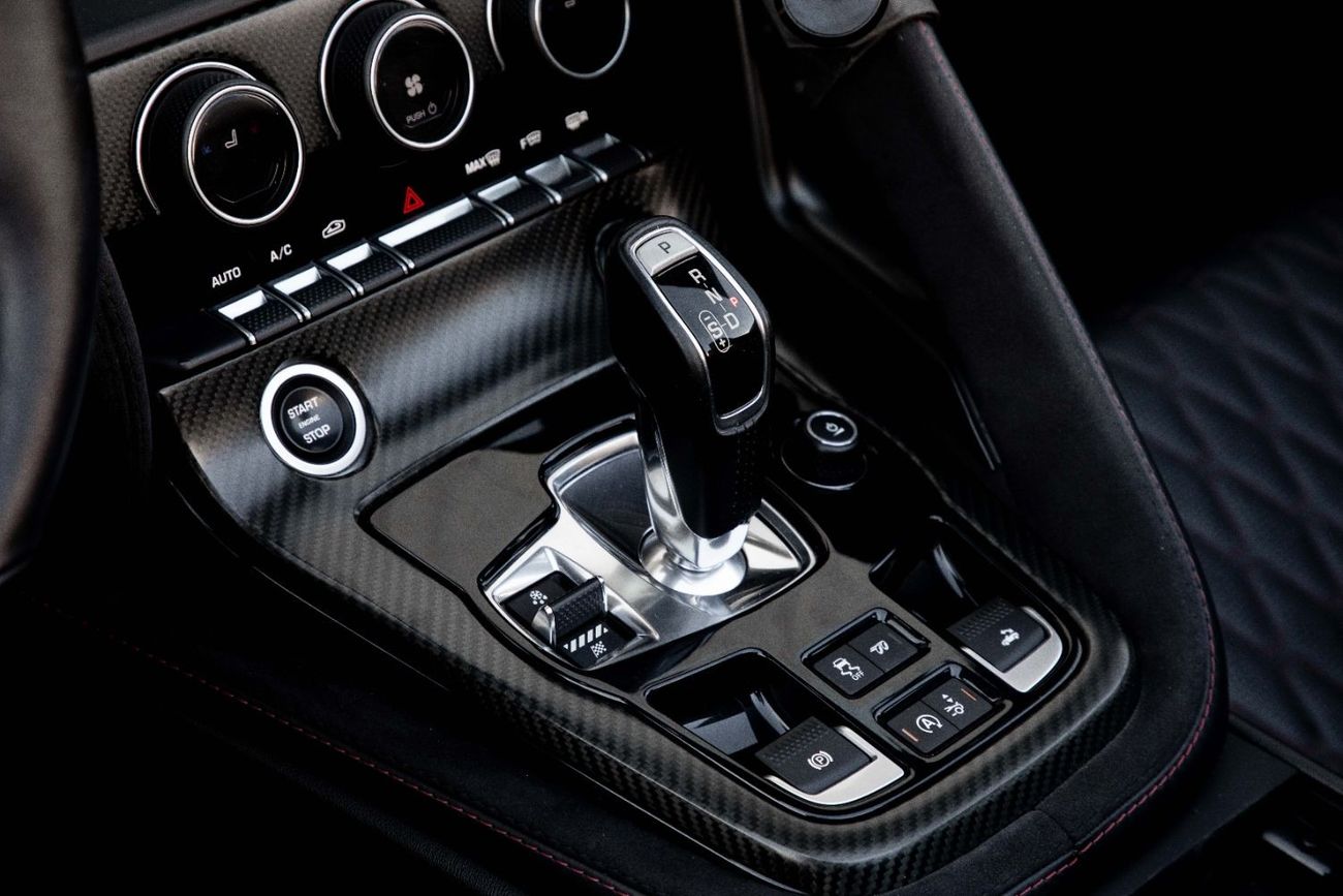 جاكوار F Type SVR | 4,602 P.M  | 0% Downpayment | STUNNING CAR | LOW KM'S!