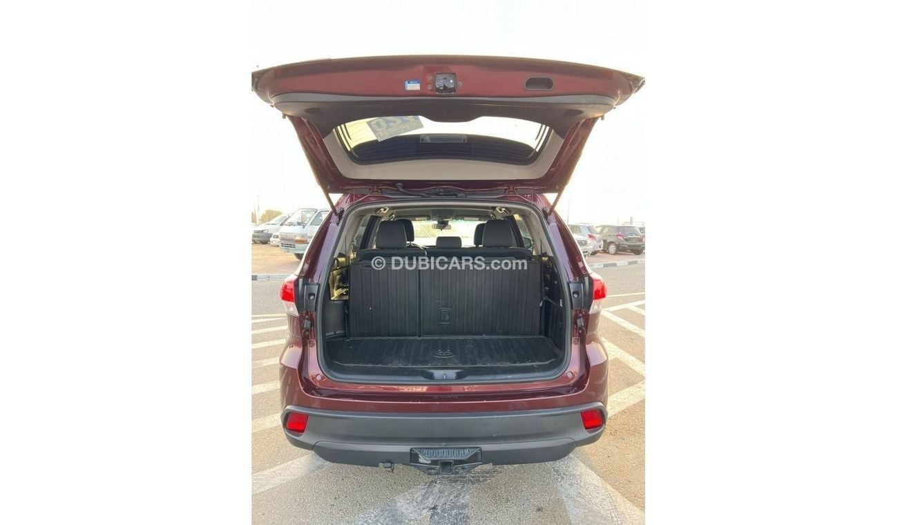 Toyota Highlander 2019 Toyota Highlander LE AWD 4X4 MidOption+ /