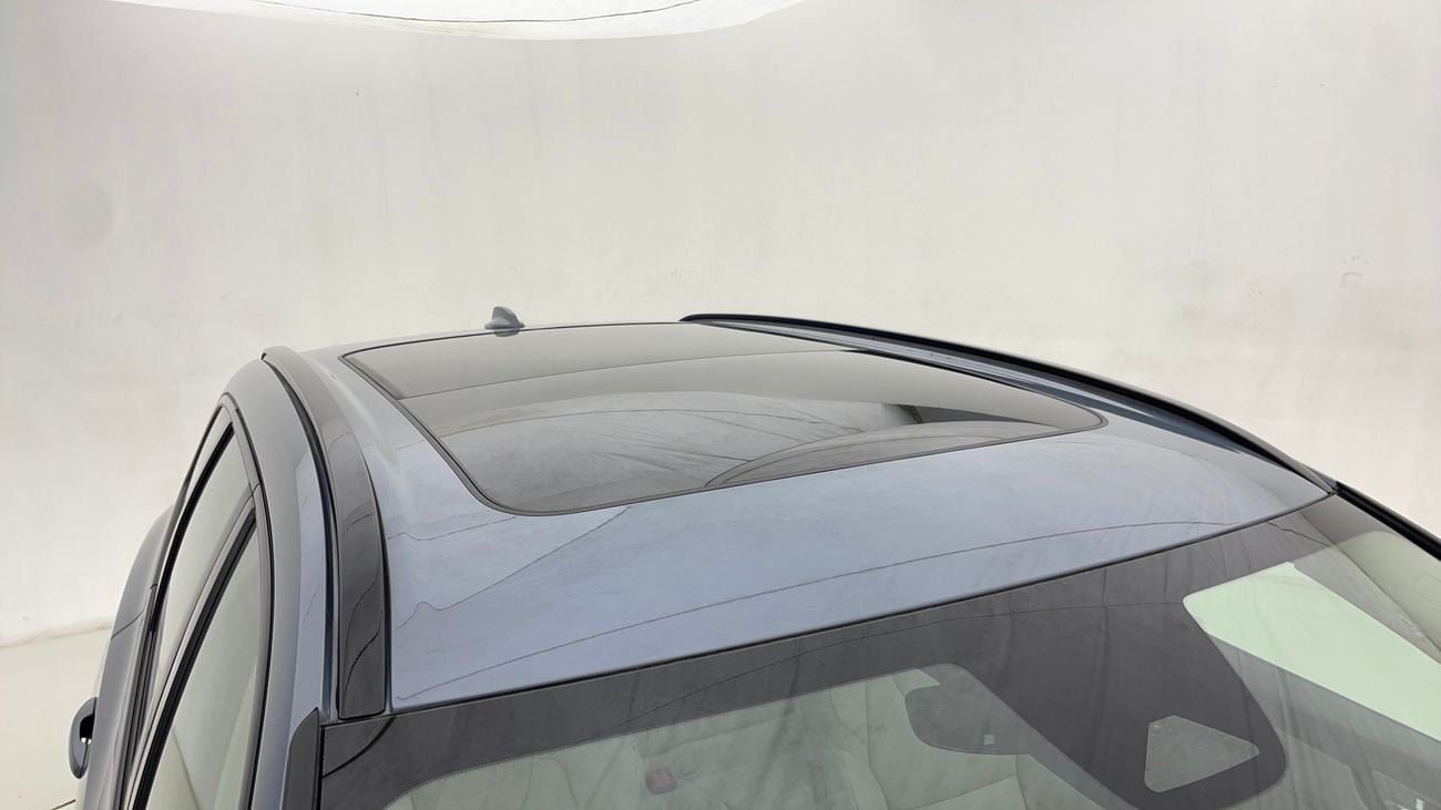 Volvo XC60 B5 ULTIMATE DARK AWD 2 | Zero Down Payment | Home Test Drive