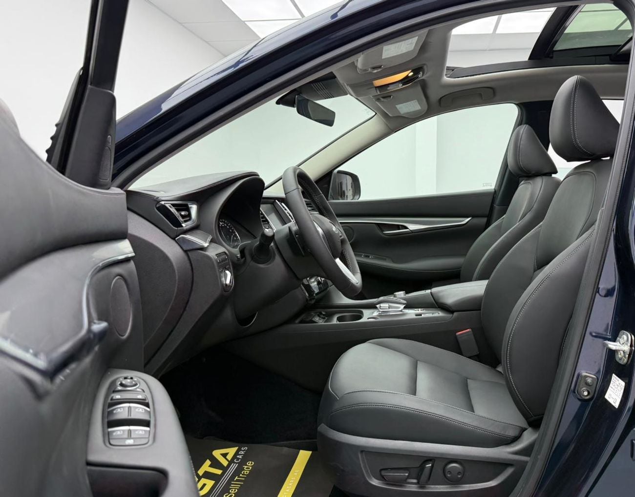 Infiniti QX50 Luxe Style 2.0L 2024 Infiniti QX50 ,Warranty ,Brand New ,GCC