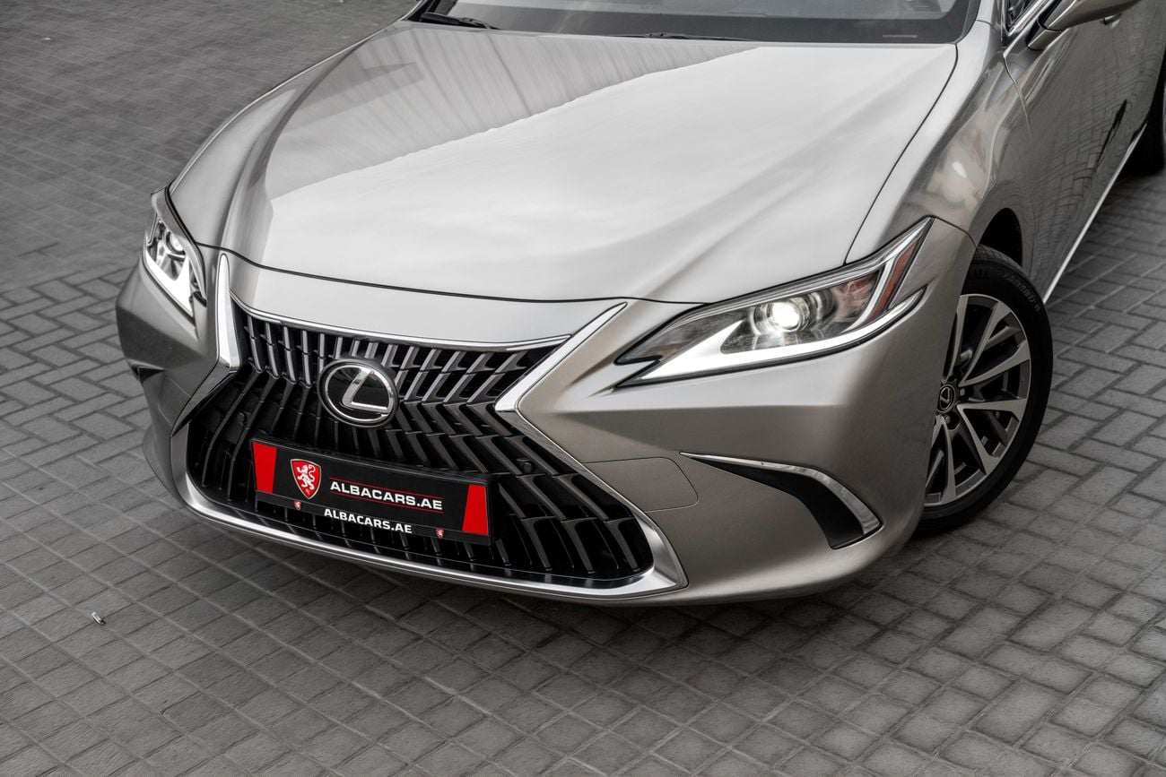 Lexus ES300h ES 300h | 3,232 P.M | 0% Downpayment | Low Milage!