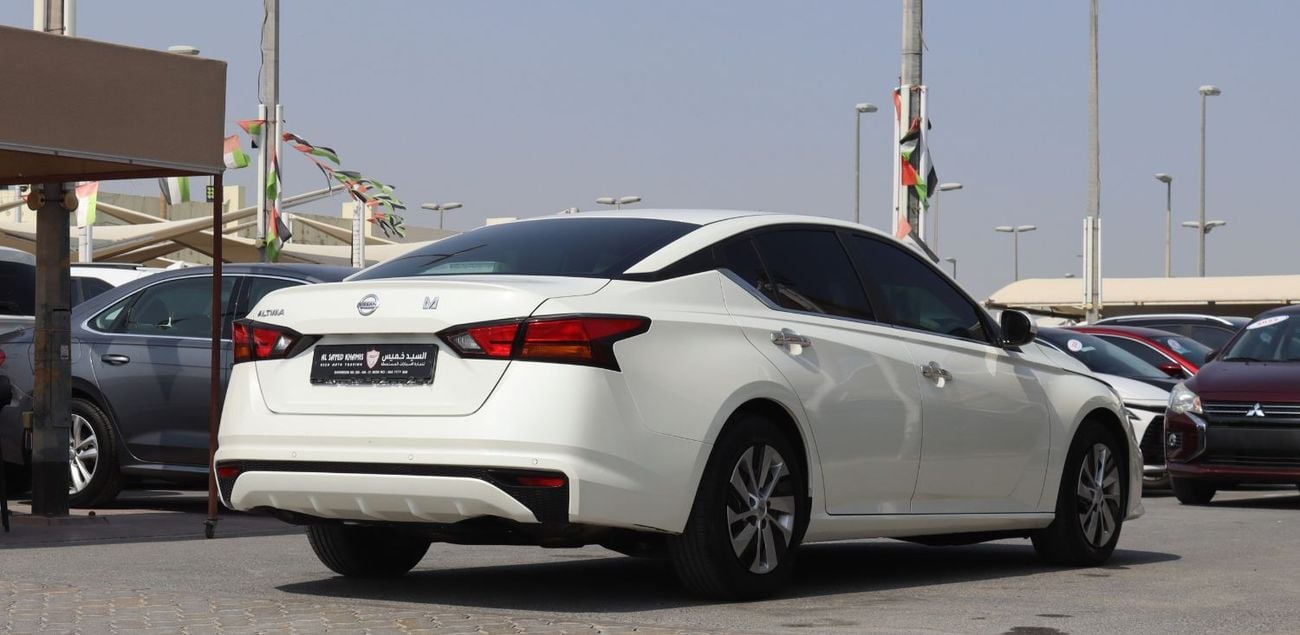 Nissan Altima S 2.5L Nissan Altima - 2022 - GCC - Accident-Free - 2.5L - Excellent Condition Inside and Out