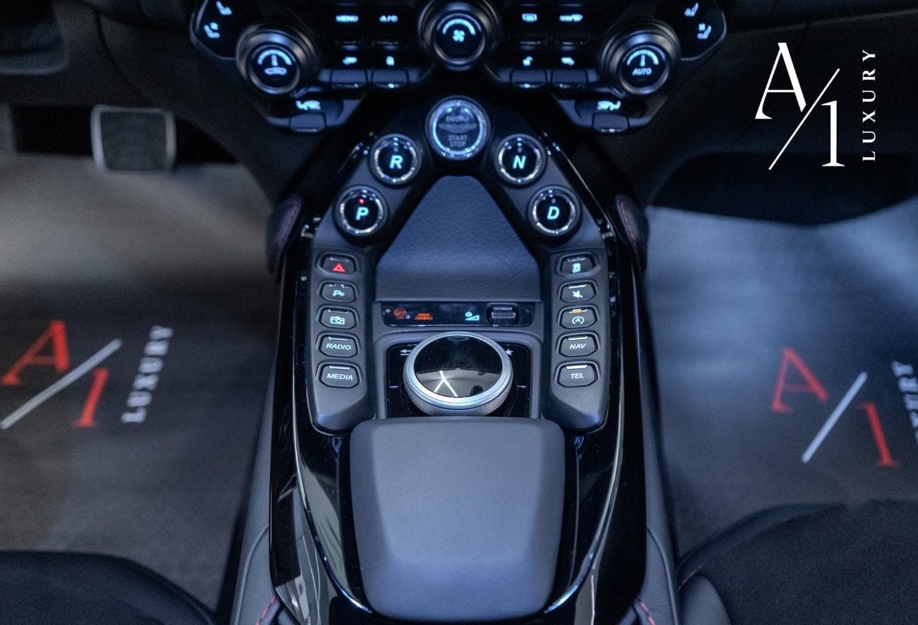 Aston Martin Vantage Std 4.0L 2022 Aston Martin Vantage, With Warranty  Service Contract, Fully Loaded, GCC Spec