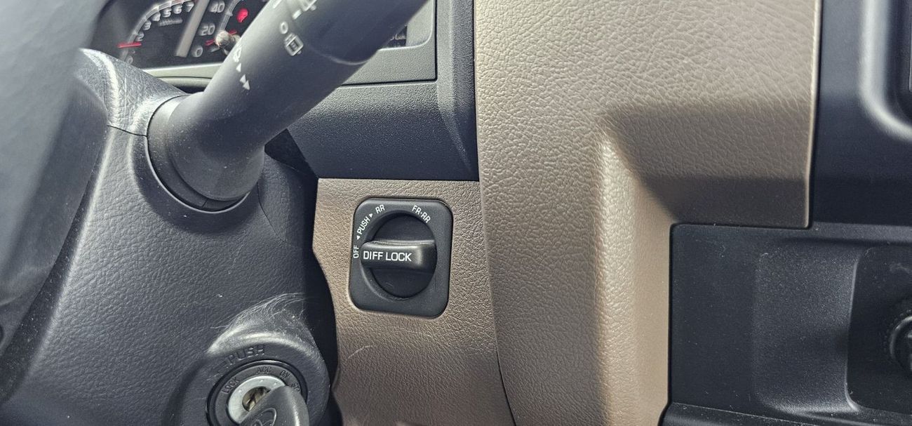 Toyota Land Cruiser 70 2024 toyota land cruiser hardtop 5door 4.0L A/T