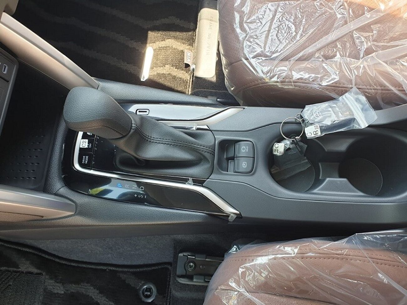 Toyota Corolla Cross 2.0L - FULL OPTION - 2023 - HYBRID - BRAND NEW