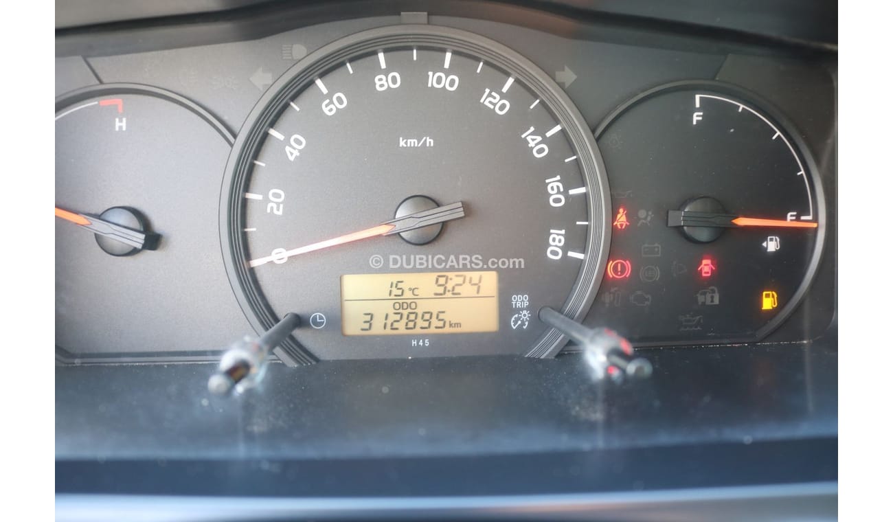 Toyota Hiace MID ROOF 15 SEATER BUS