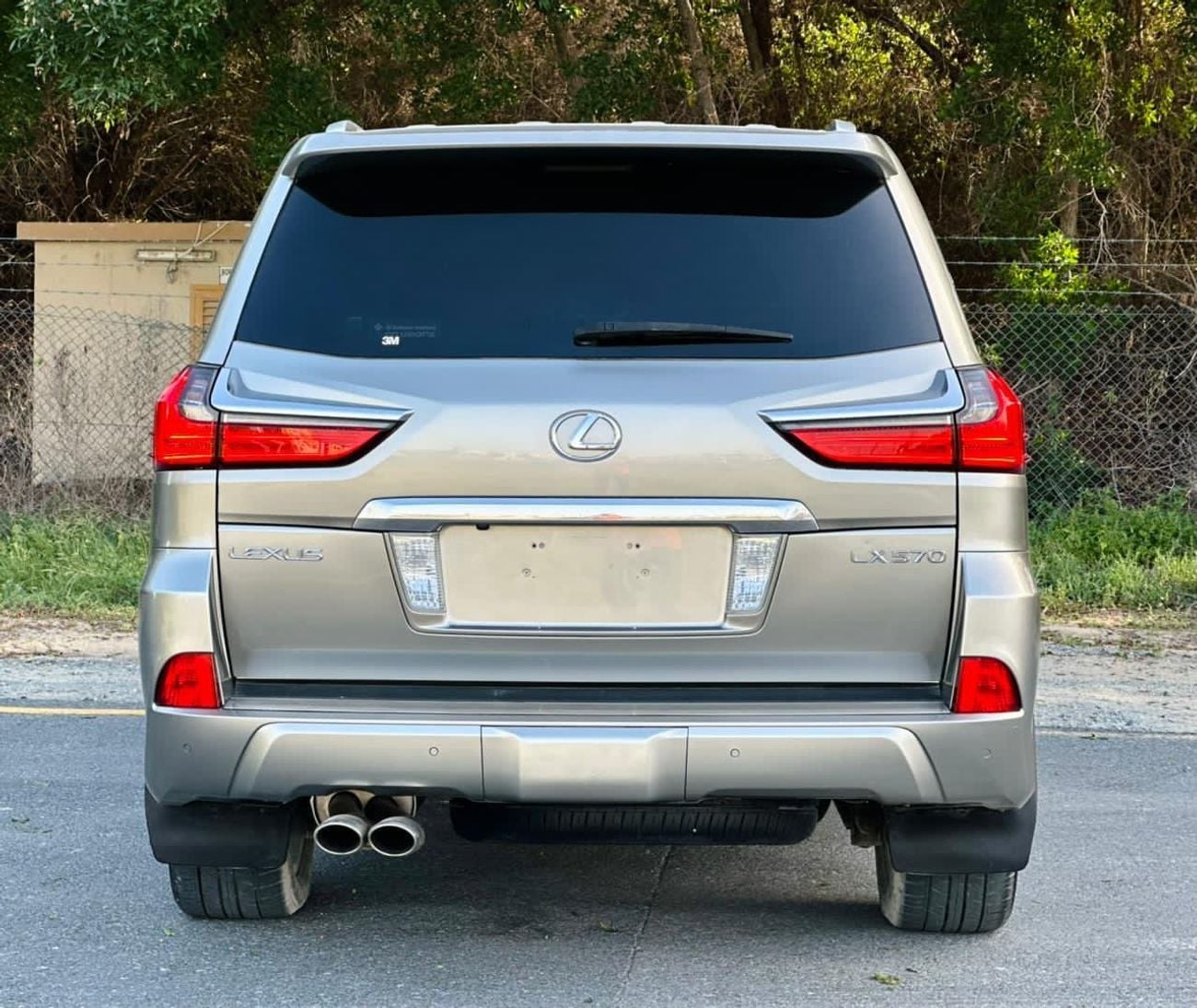 Lexus LX570 Lexus LX 570 Platinum premium petrol V8 full loaded