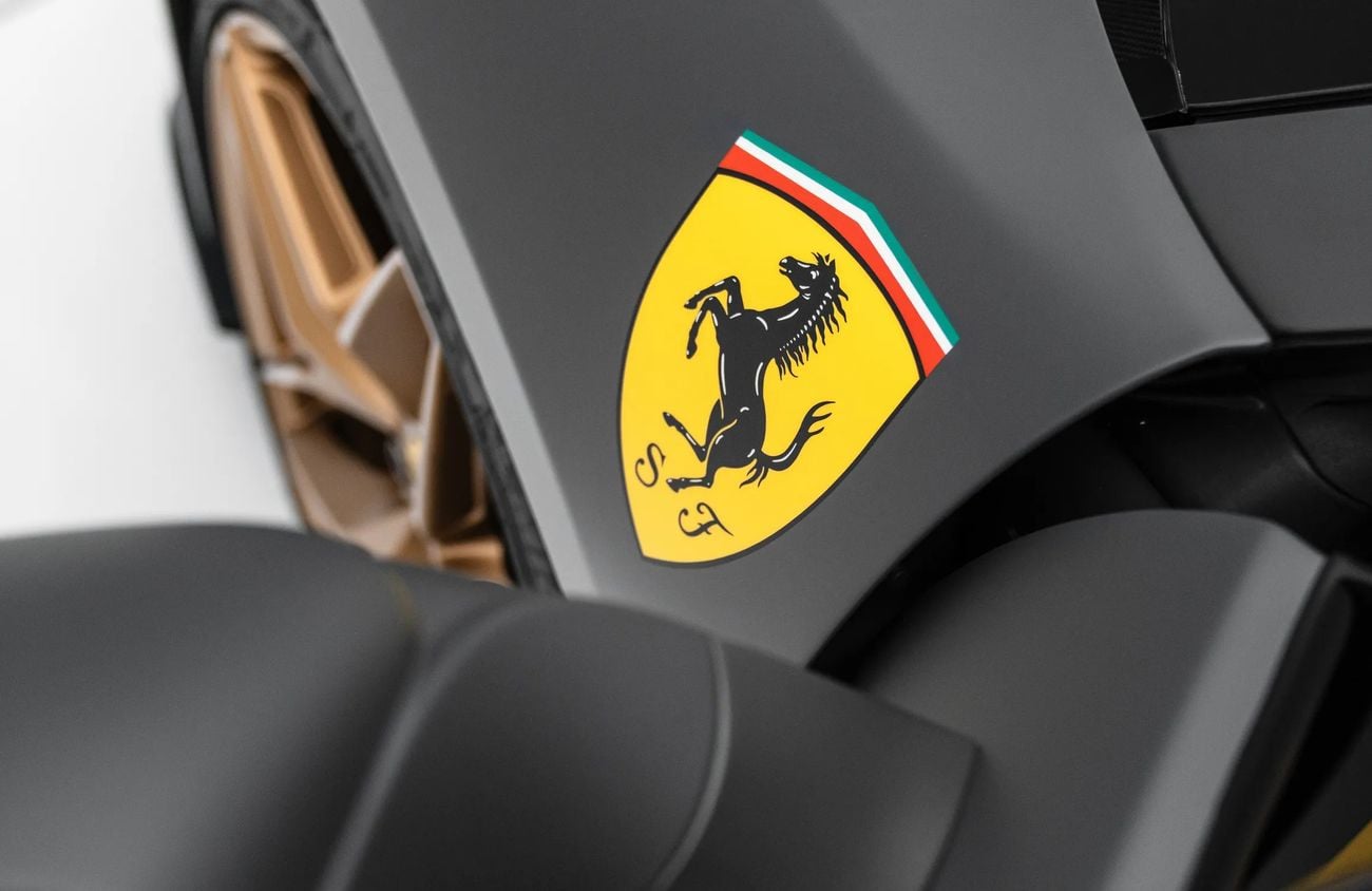 Ferrari 488 3.9L V8 Twin-Turbocharged Engine